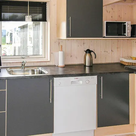 Vakantiehuis Awesome Home In Rudkobing With Sauna *