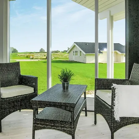 Awesome Home In Rudkobing With Sauna Vakantiehuis *